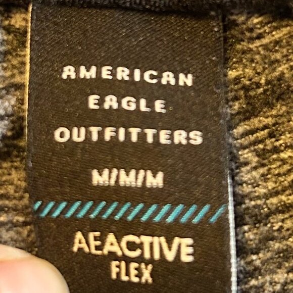 AMERICAN EAGLE Joggers. EUC - Picture 3 of 3